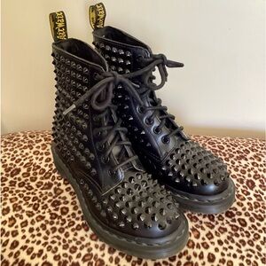 DR. MARTENS BLACK STUDDED BOOT-RARE!